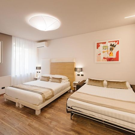 Etruska Luxury Trastevere Guesthouse Rome Bagian luar foto