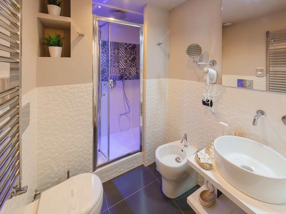 Etruska Luxury Trastevere Guesthouse Rome Bagian luar foto